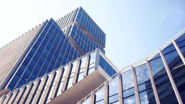 Finance Salaries Remain Resilient | HR News - HR Magazine | HR Online