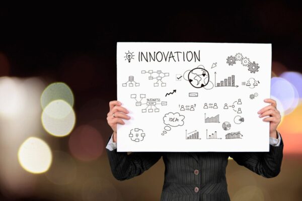 Innovation vs tradition – latest trends, issues & ideas shaping HR in the new economy | HR Community - HR Magazine | HR Online