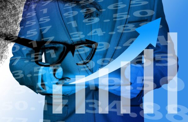 Payroll up 5% in 2011 | HR News - HR Magazine | HR Online