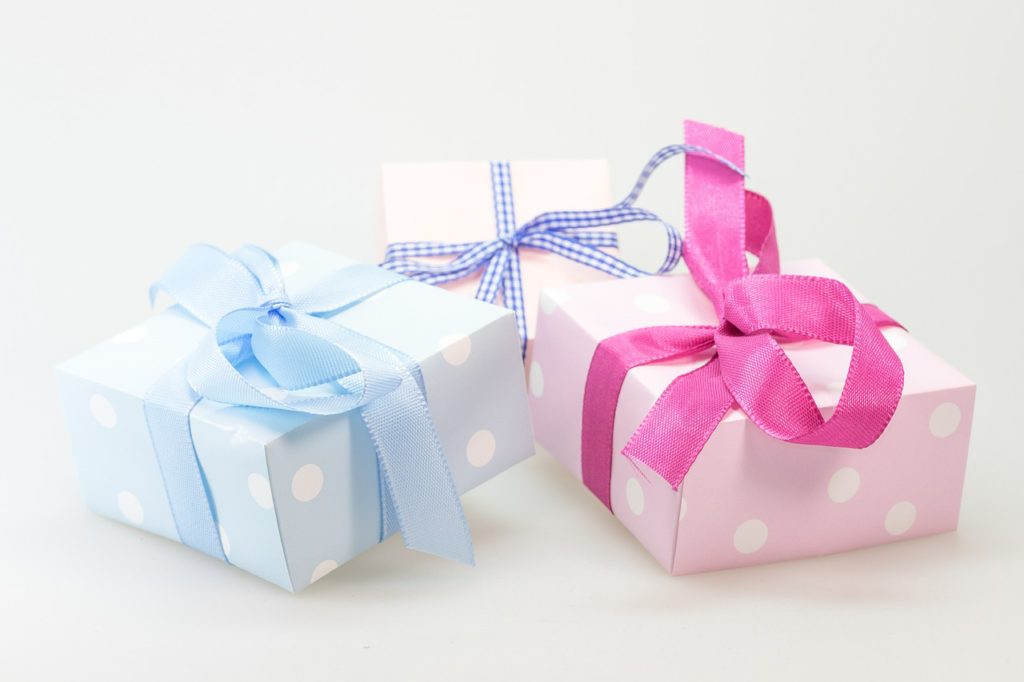 ‘Tis the season  for corporate gifting | HR Features - HR Magazine | HR Online